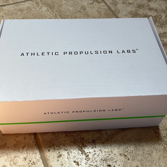 APL tech loom wave fusion pink/white Size 5 - Picture 6 of 6